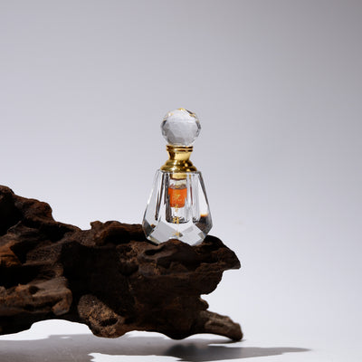 【Hainan, China】Low temperature extraction of agarwood essential oil Ultra pure highly extracted essential oil Long lasting fuming oil